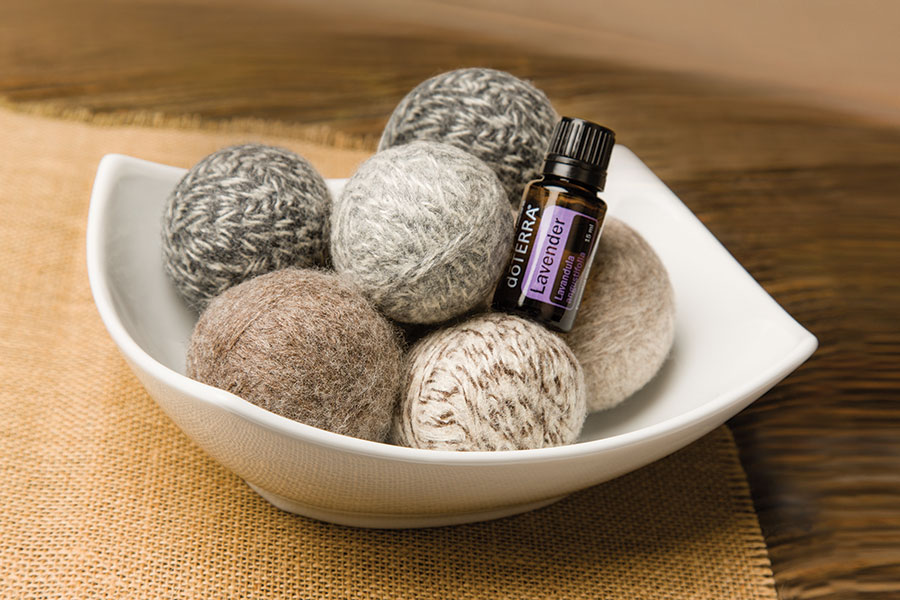 3x2_600x900_living_magazine_spring_2014_blog_spotlight_lavender_dryer_balls_us_english_web.jpg