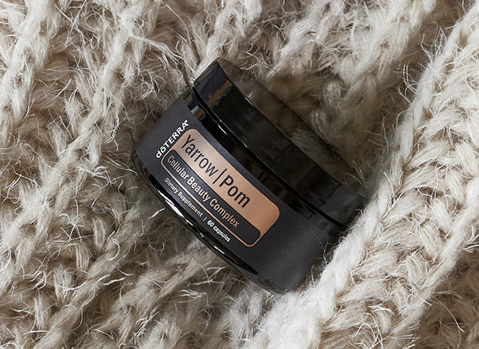 Yarrow pom Capsules Image