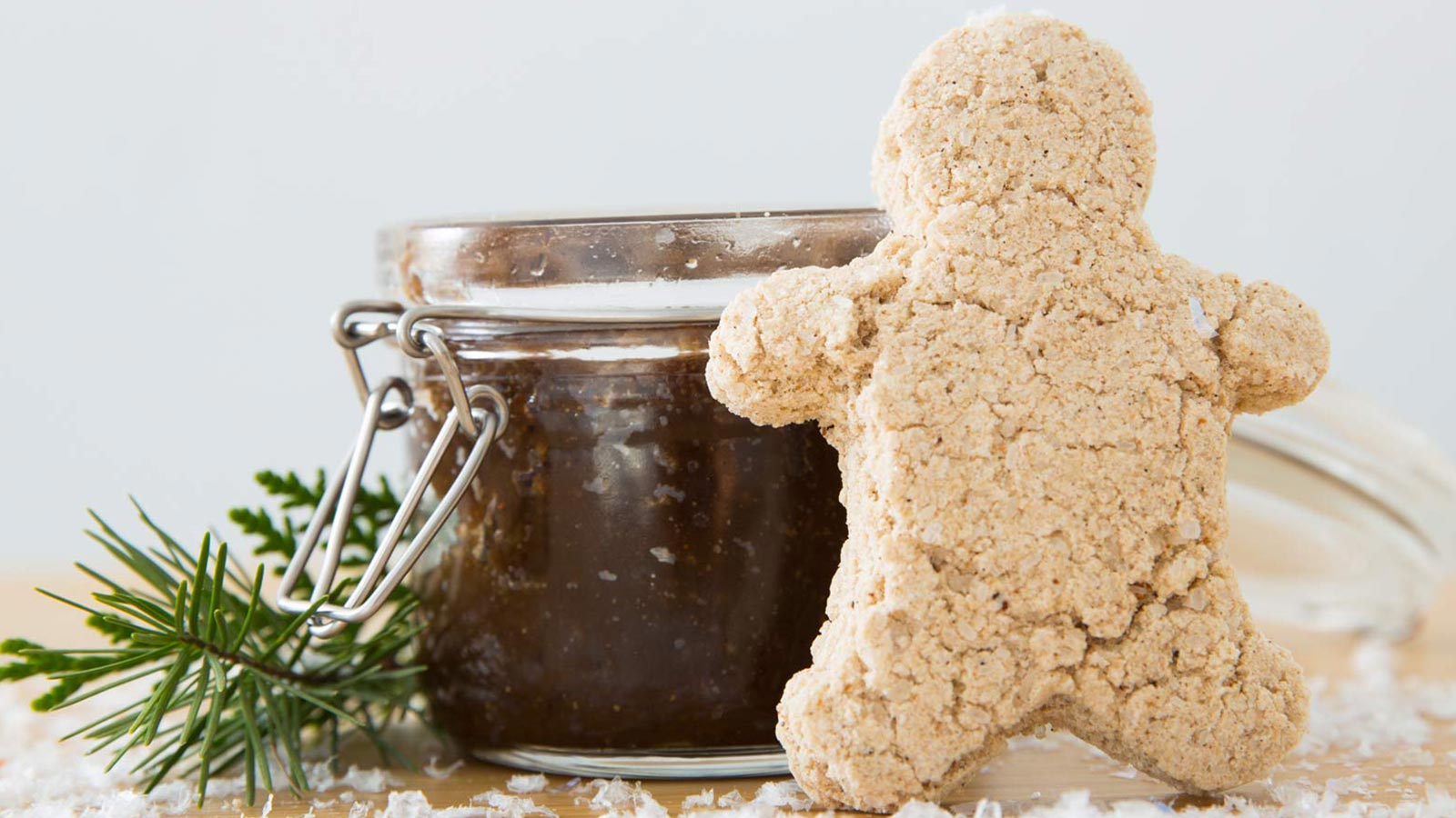 A gingerbread bath bomb
